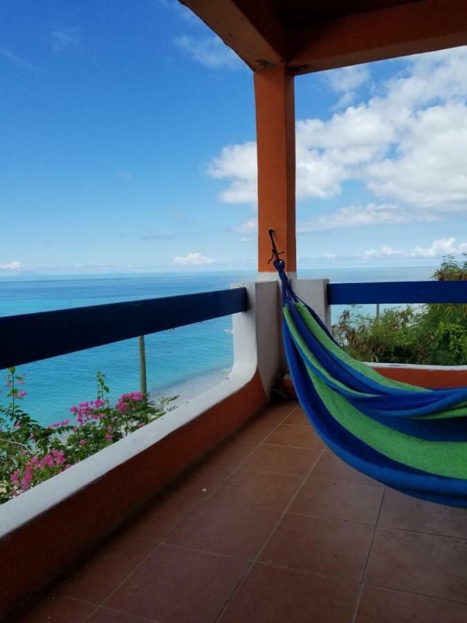 Orrie'S Beach Bar And Hotel Crab Hill Esterno foto